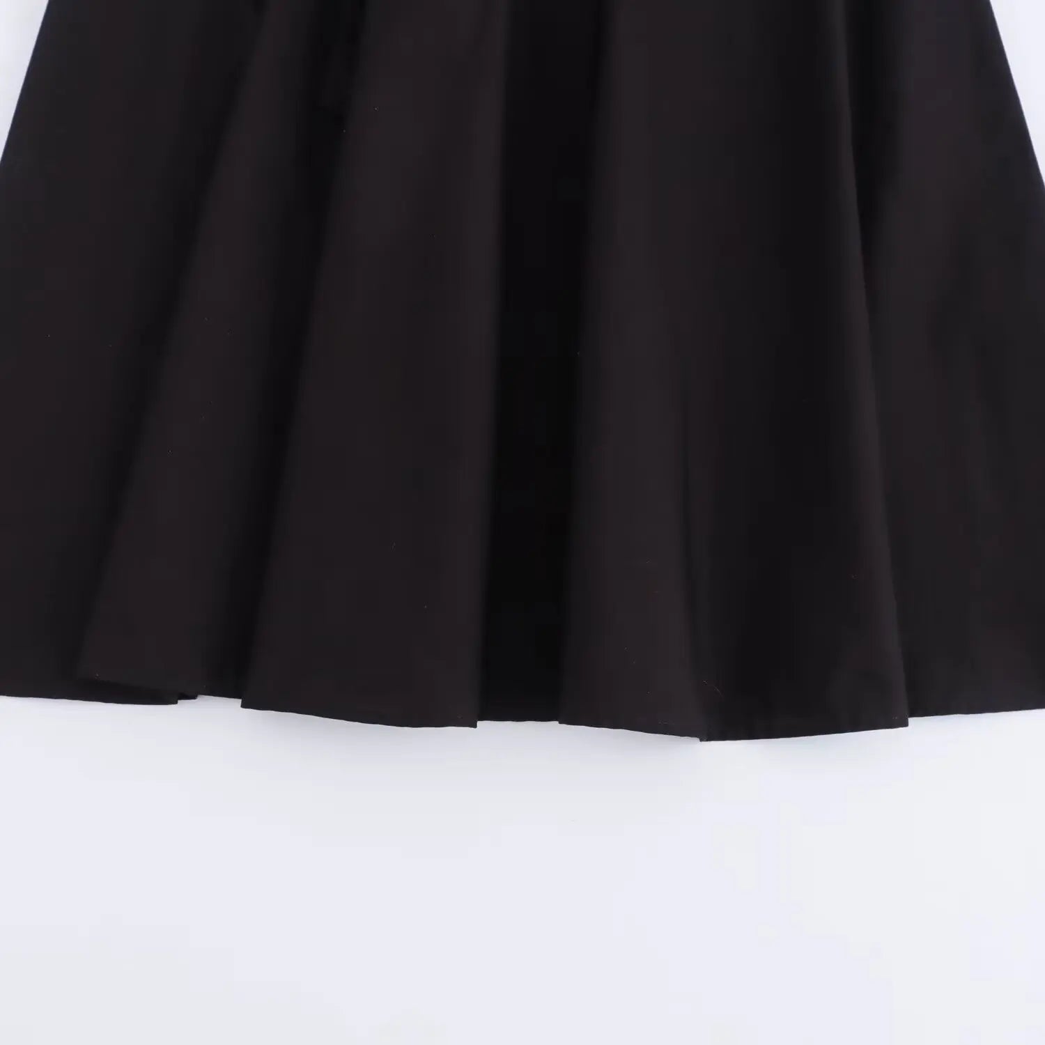 Vestido Longo Estilo Francês  com Cinto Gola Redonda