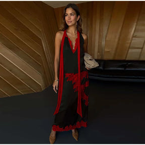 Conjunto Luxo com Renda Contrastada e Saia Longa – Elegância Atemporal