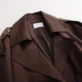Trench Coat Feminino Curto com Design Transpassado – Estilo e Elegância para Meia-Estação