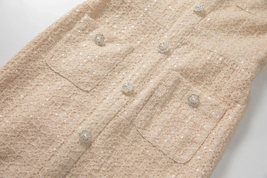 Vestido Preto Elegante com Pedrarias Bordadas à Mão e Cintura Marcada