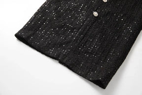 Vestido Preto Elegante com Pedrarias Bordadas à Mão e Cintura Marcada