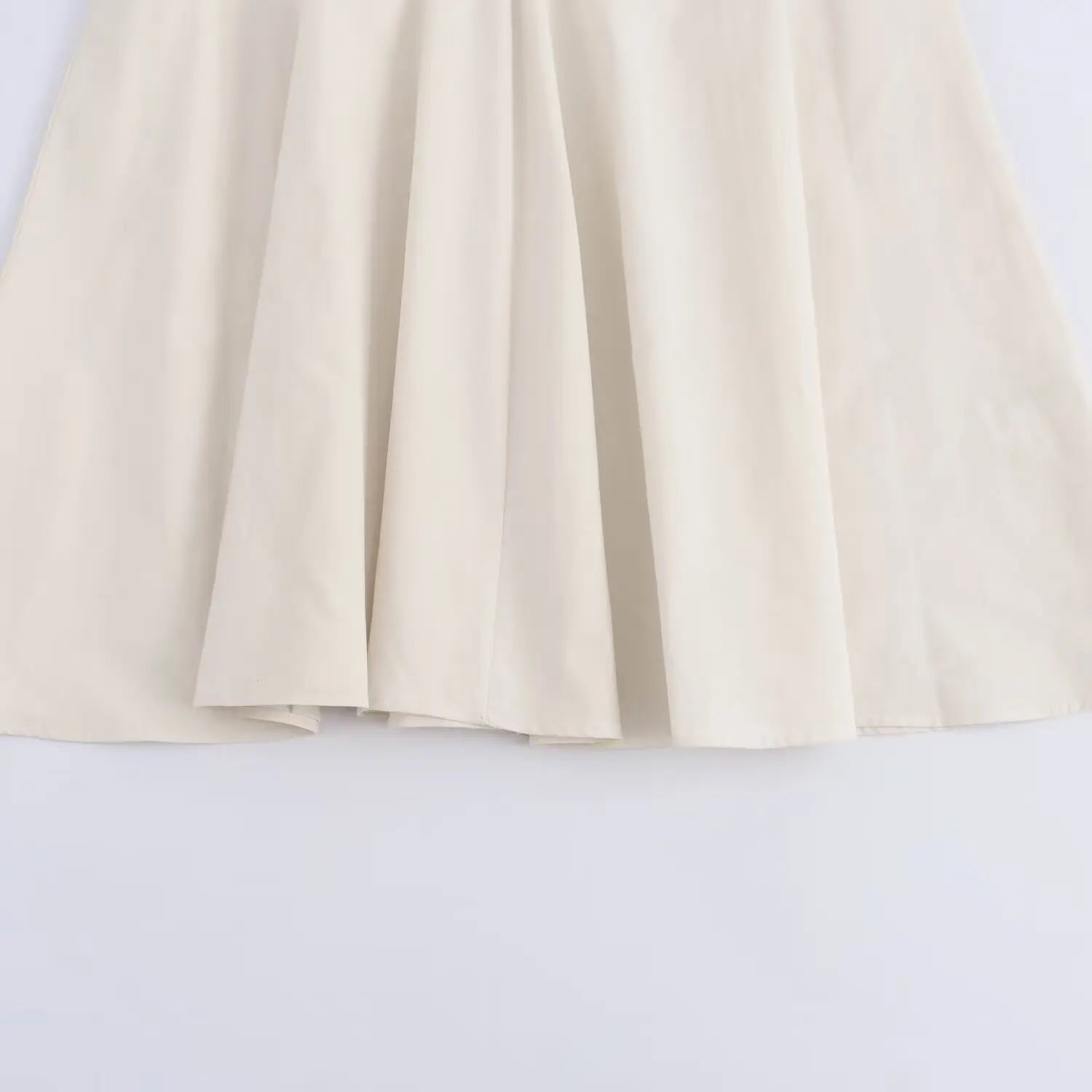 Vestido Longo Estilo Francês  com Cinto Gola Redonda