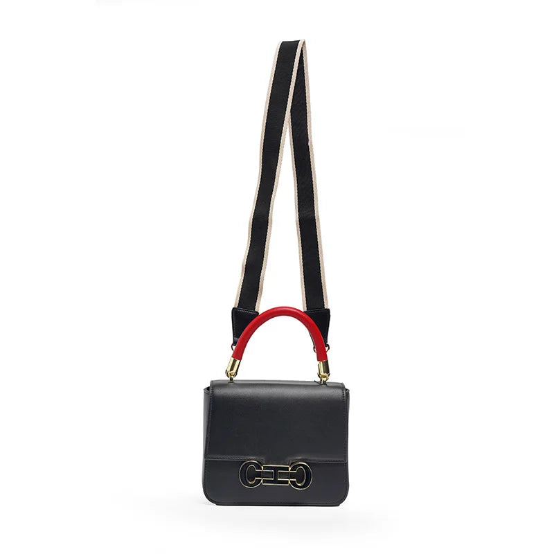 Bolsa CHCH – Luxo Leve e Estilo Moderno