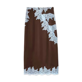 Conjunto Luxo com Renda Contrastada e Saia Longa – Elegância Atemporal