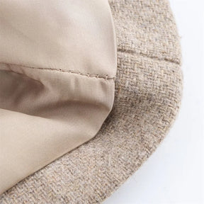 Sobretudo Feminino com Cinto e Gola de Pelo – Outono/Inverno