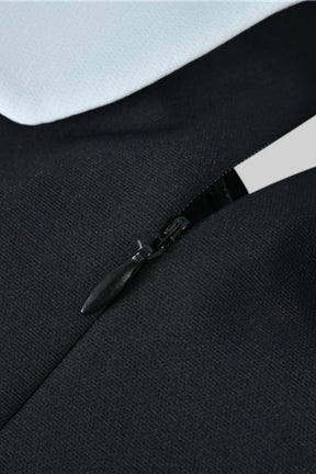 Vestido Minimalista com Detalhe de Laço - P&B