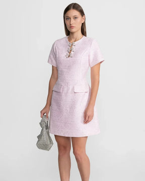 Vestido A-Linha com Laço e Pedrarias Bordadas à Mão – Elegância e Sofisticação