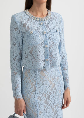 Conjunto Renda com Design Elegante – Blusa Bordada à Mão e Saia em Linha A